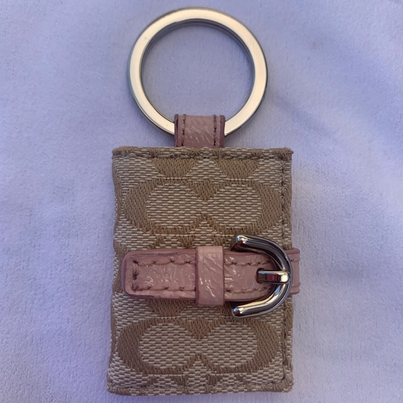 Vintage Coach Key Chain - Picture 1 of 6